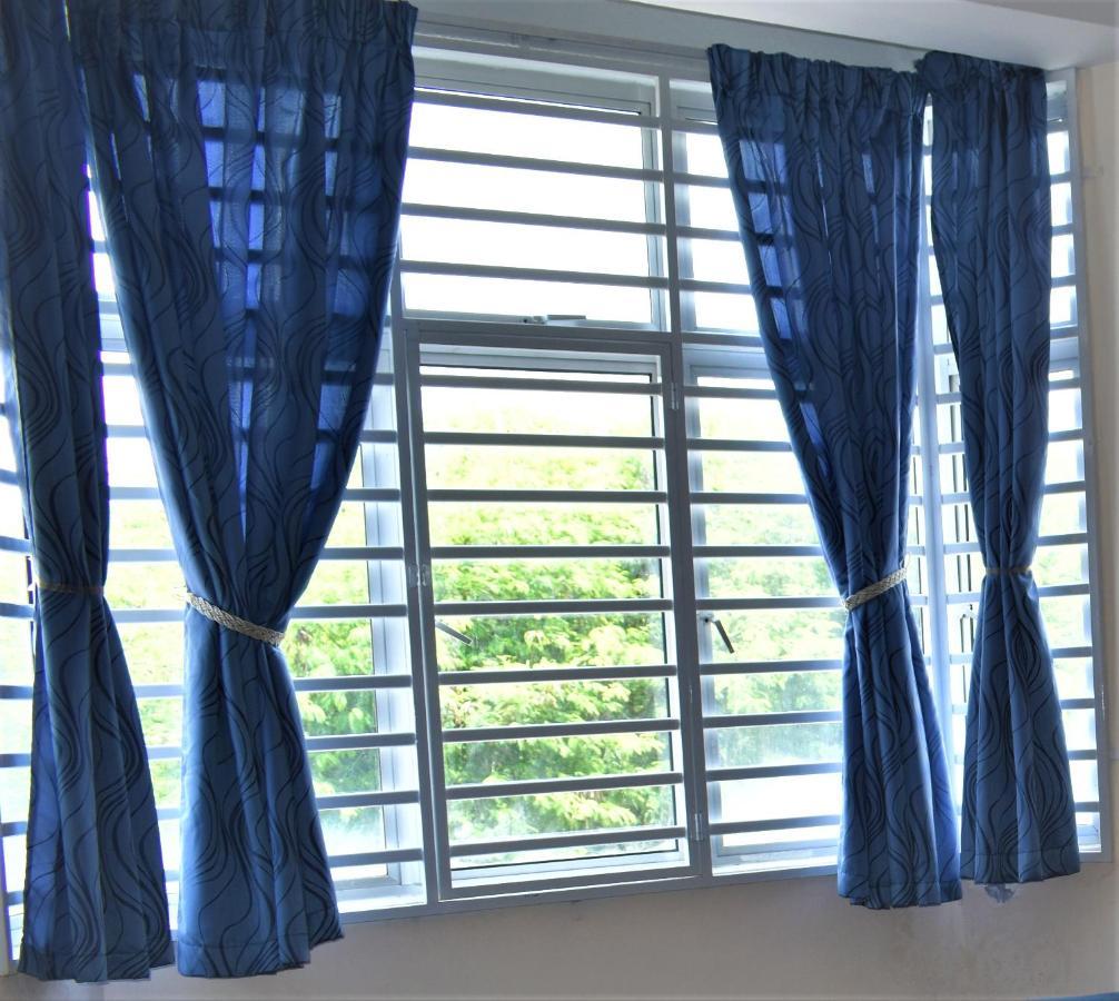 פורט דיקסון Purnama Homestay At Oceanview Resort מראה חיצוני תמונה