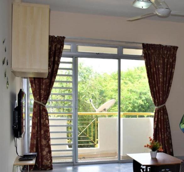 פורט דיקסון Purnama Homestay At Oceanview Resort מראה חיצוני תמונה