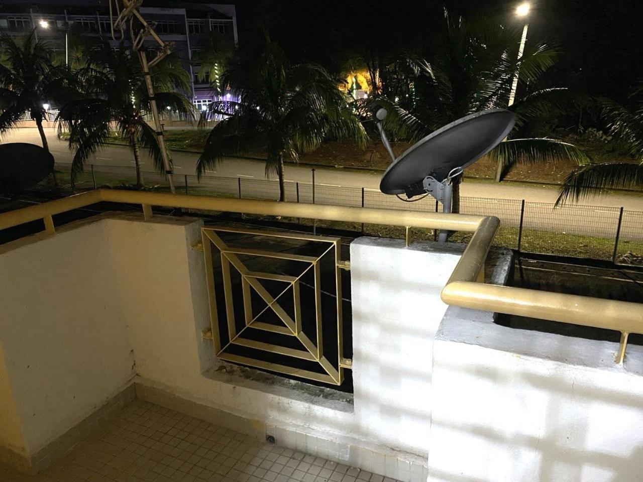 פורט דיקסון Purnama Homestay At Oceanview Resort מראה חיצוני תמונה
